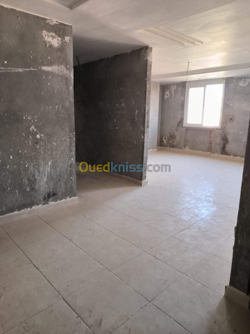 Vente Appartement F2 Alger Hraoua