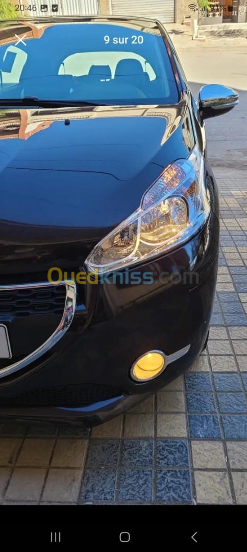 Peugeot 208 2014 Allure