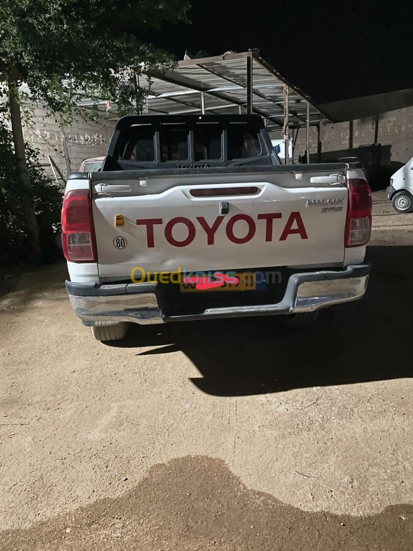 Toyota Hilux 2019 LEGEND SC 4x4