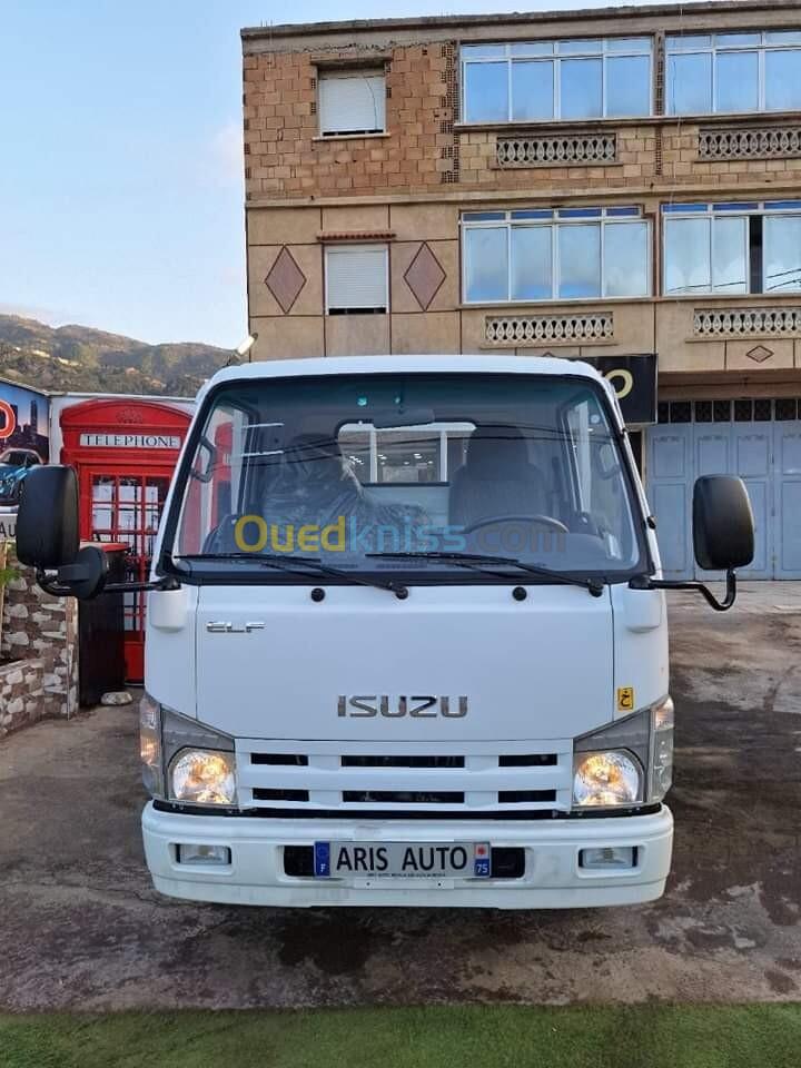 Isuzu 3T lourd 2023