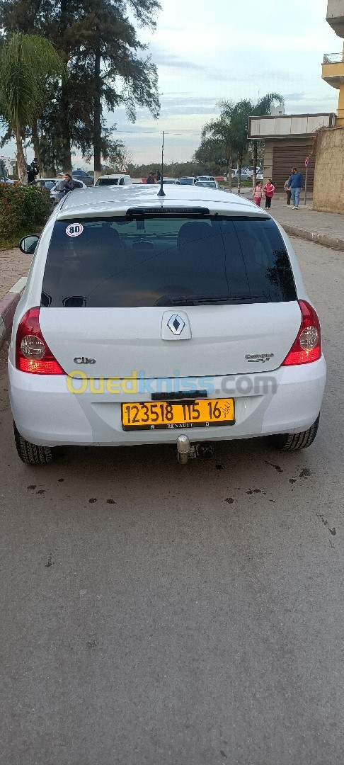 Renaus Clio compis 2015 Bien fini