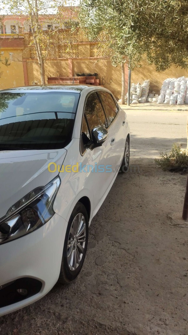 Peugeot 208 2019 Allure Facelift