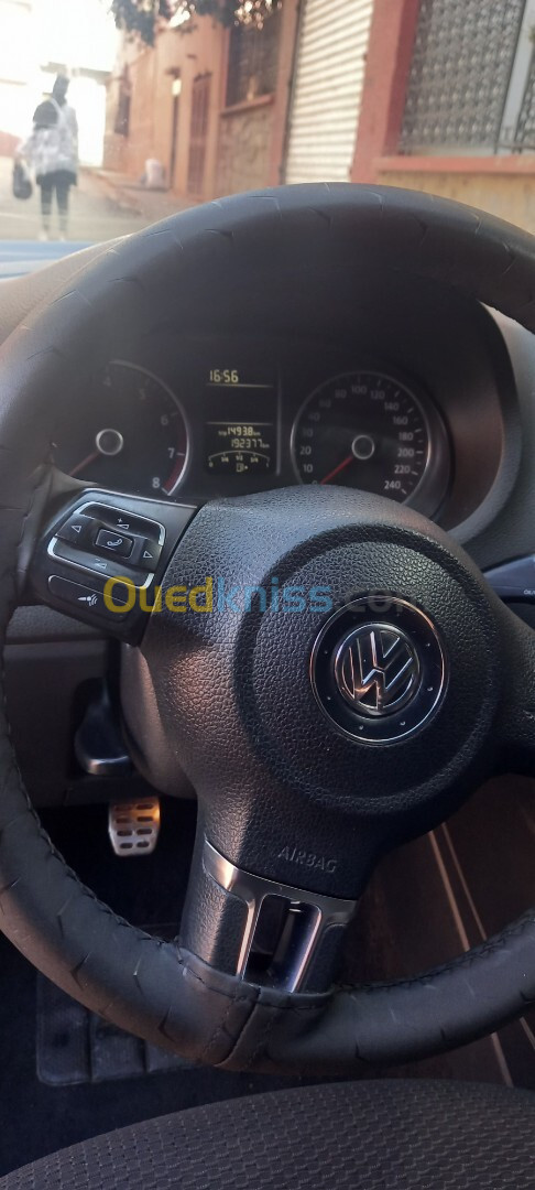 Volkswagen Polo 2014 R-line