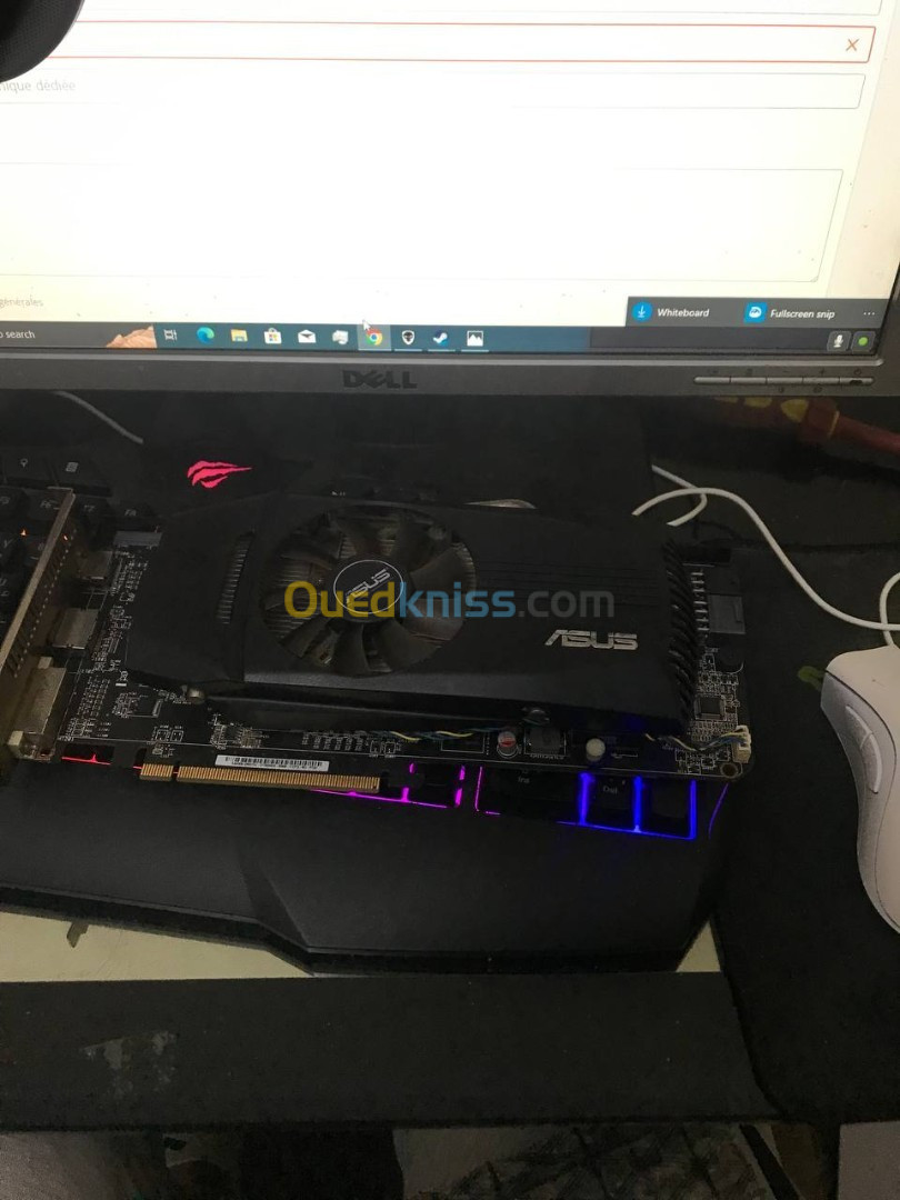 Asus AMD HD5830 kima gt 1030  