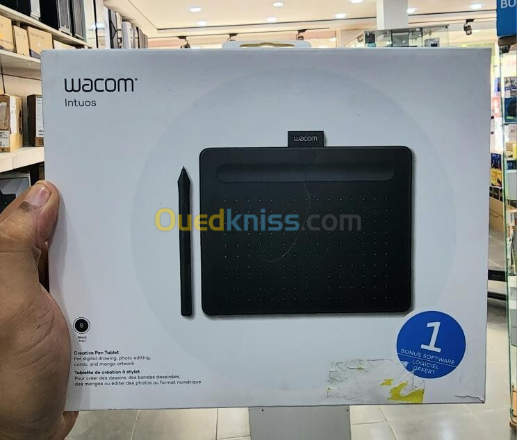 WACOM INTUOS -TABLETTE GRAPHIQUE CTL-4100K-S - 7" POUCES - STYLET 4K - USB - 4K EXPRESSKEY -LOGICIEL