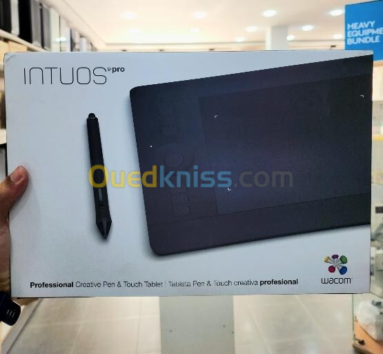 WACOM INTUOS PRO S - TABLETTE GRAPHIQUE PTH-451-ENES - CREATIVE STYLET - 5080 LPI - USB -EXPRESSKEYS