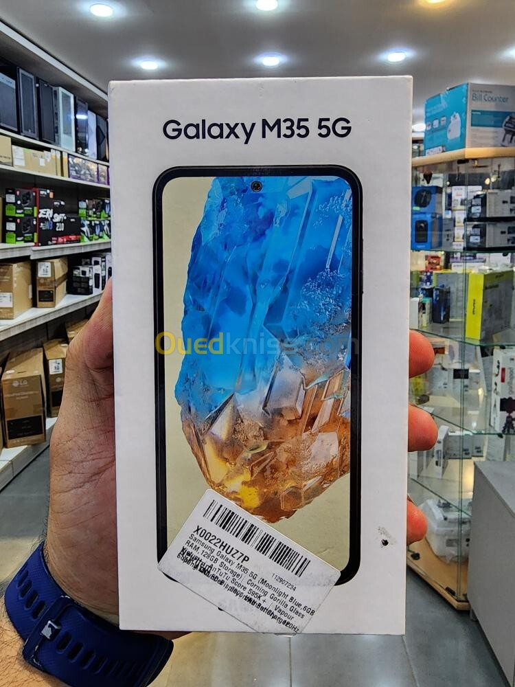 SAMSUNG GALAXY M35 5G - 6.6" AMOLED - 6GB - 128GB - DUAL SIM - 50 Megapixels - NFC - 5000 mAh - BLISTER