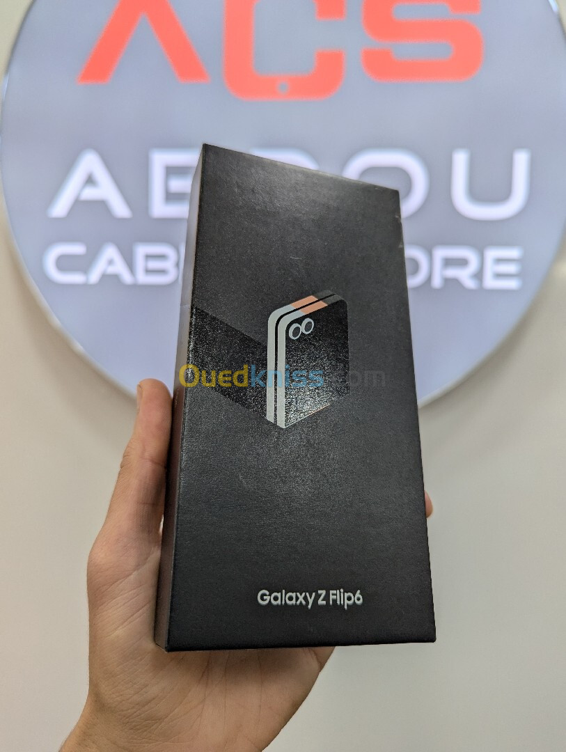 Galaxy Z Flip 6 12GB 256GB Jamais utilisé