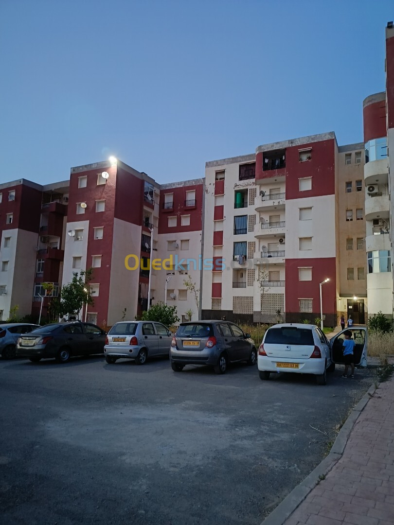 Location Appartement F4 Blida Bouinan