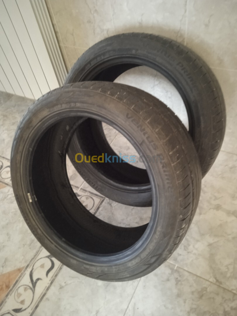 2 pneus Hankook 235/45R18 94W