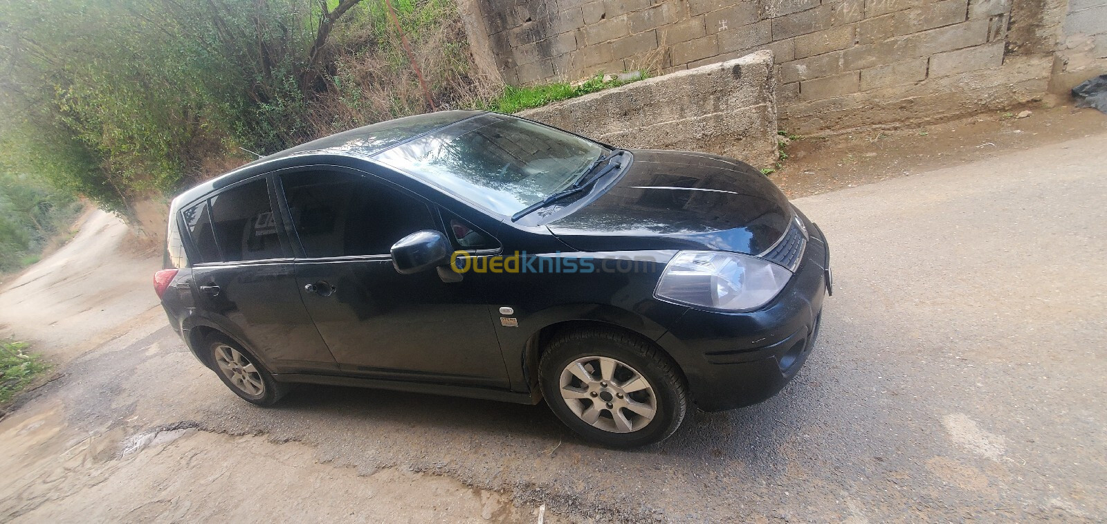 Nissan Tiida 5 portes 2010 Tiida 5 portes