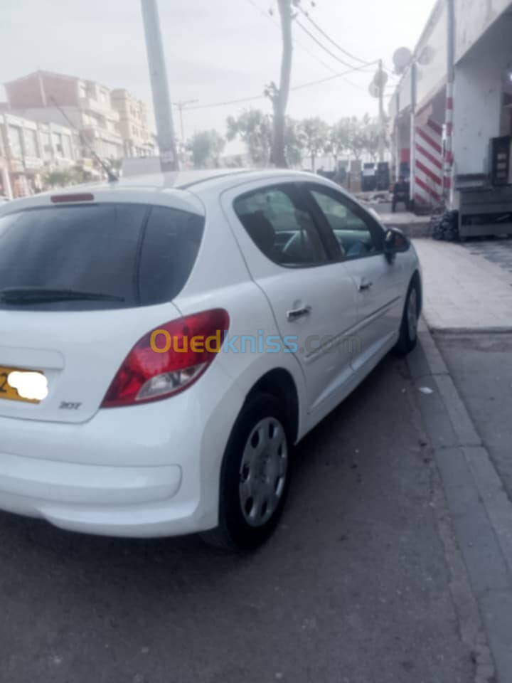 Peugeot 207 2012 207