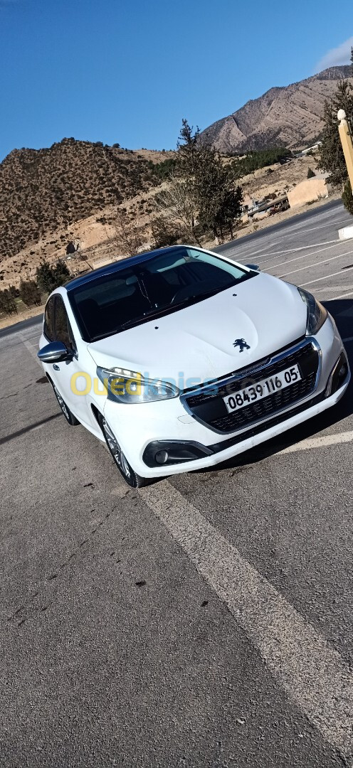 Peugeot 208 2016 Allure Facelift