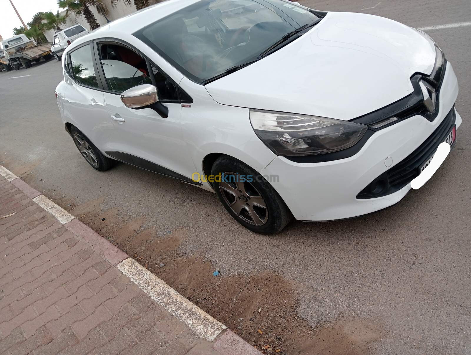 Renault Clio 4 2015 Limited 2