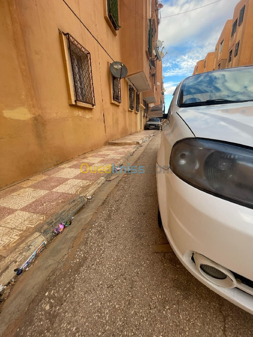 Chevrolet Aveo 4 portes 2012 Aveo 4 portes