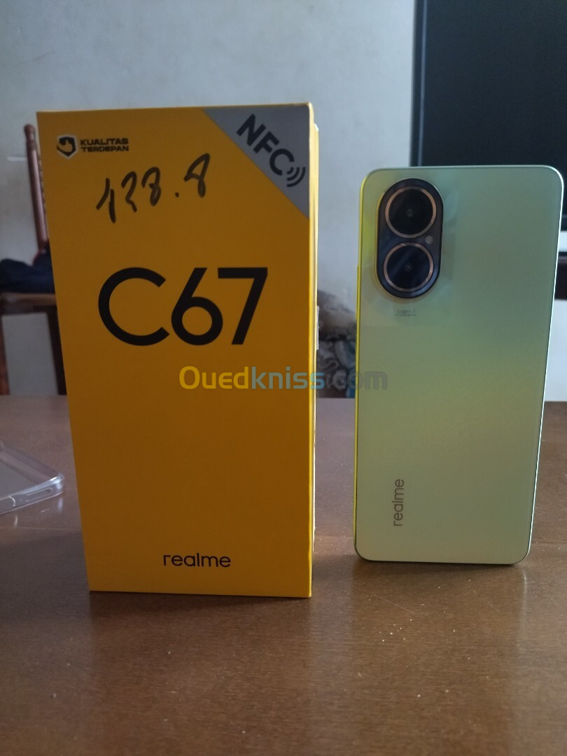 Realme c67 8/128