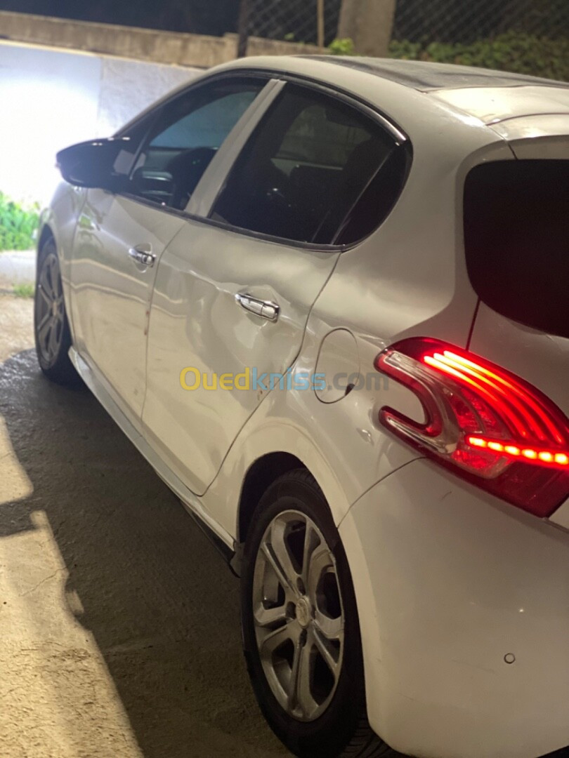 Peugeot 208 2013 Allure