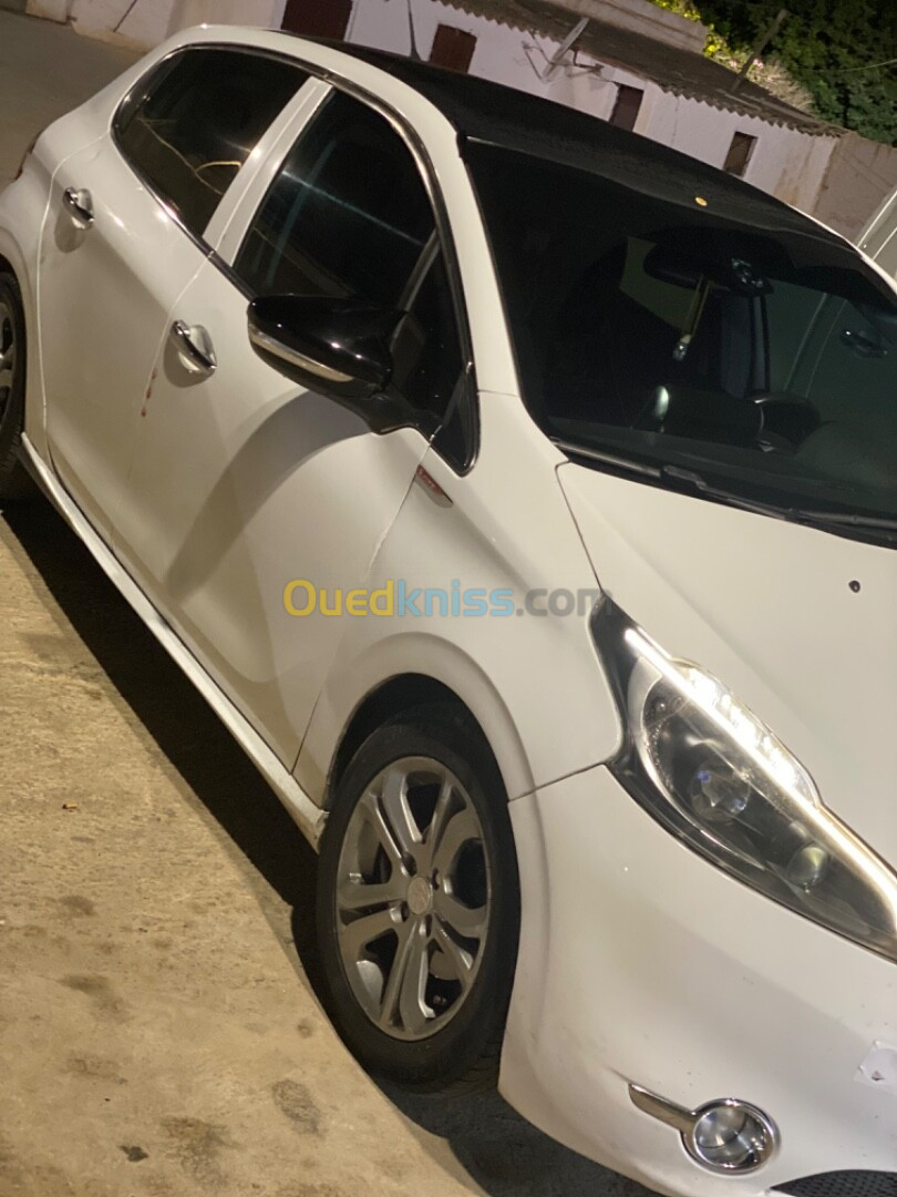 Peugeot 208 2013 Allure