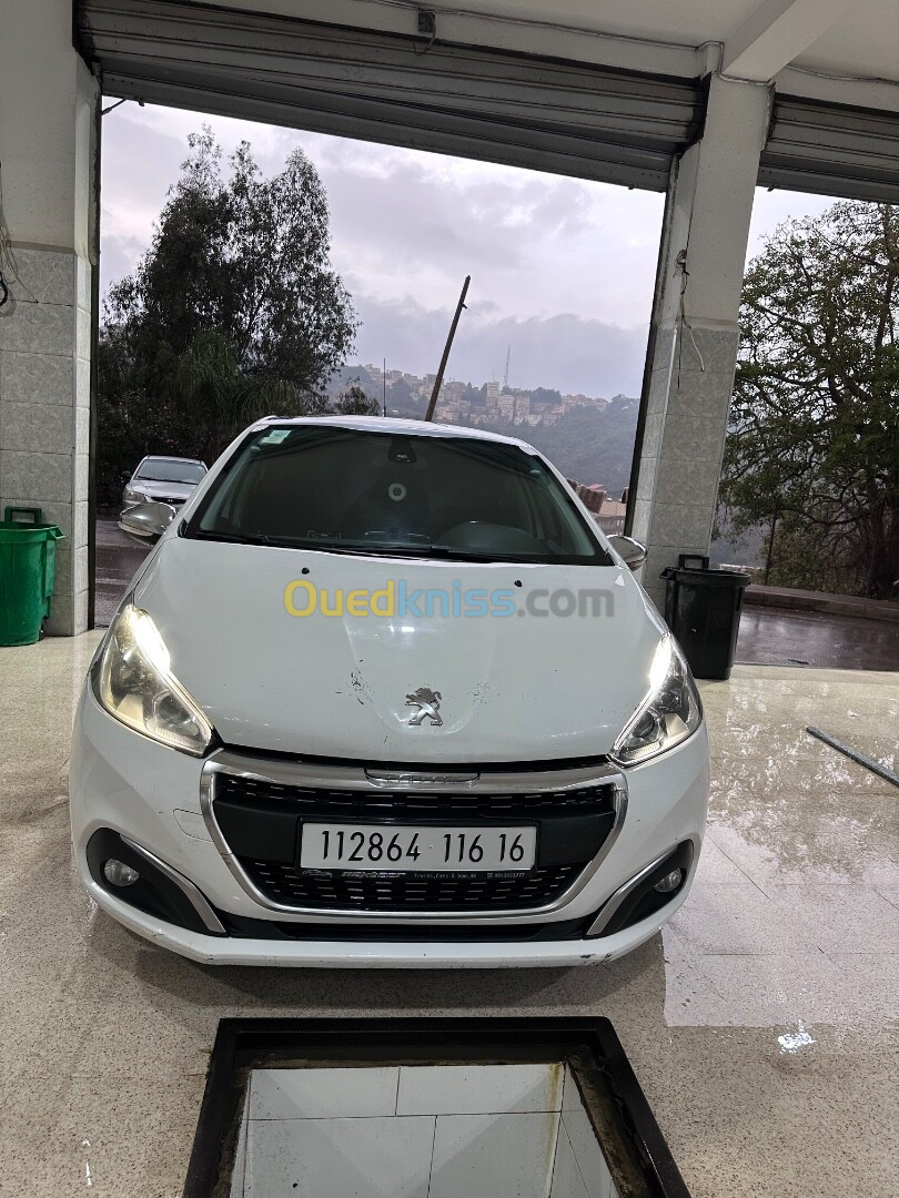 Peugeot 208 2016 Allure Facelift