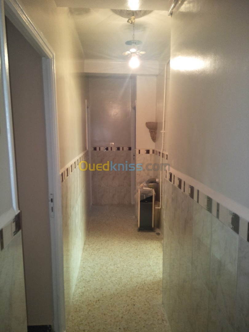 Location Appartement F03 Tizi Ouzou Draa ben khedda