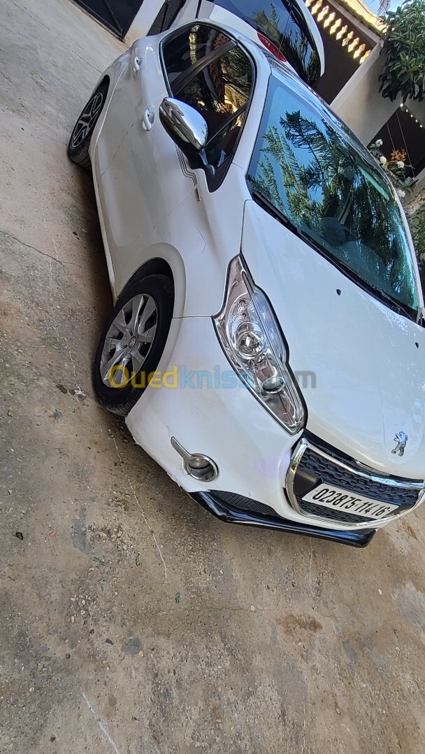 Peugeot 208 2014 Allure