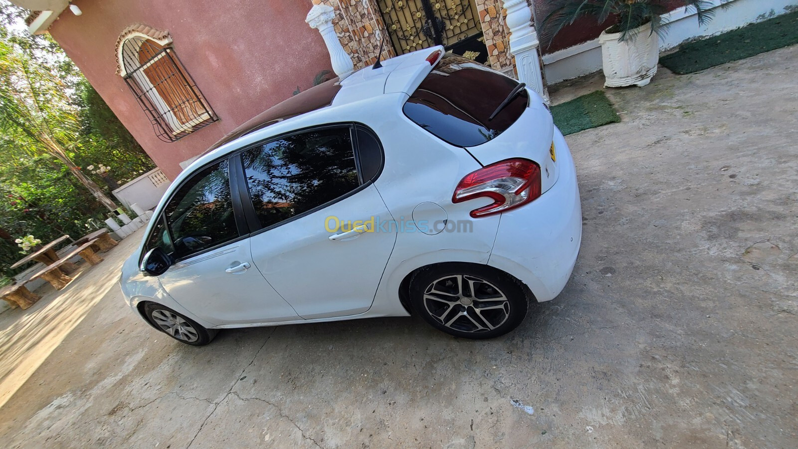 Peugeot 208 2014 Allure