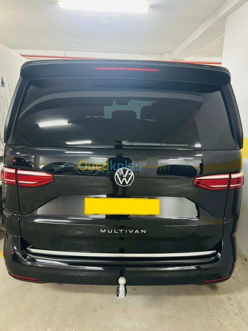 Volkswagen Multivan 2023 Van