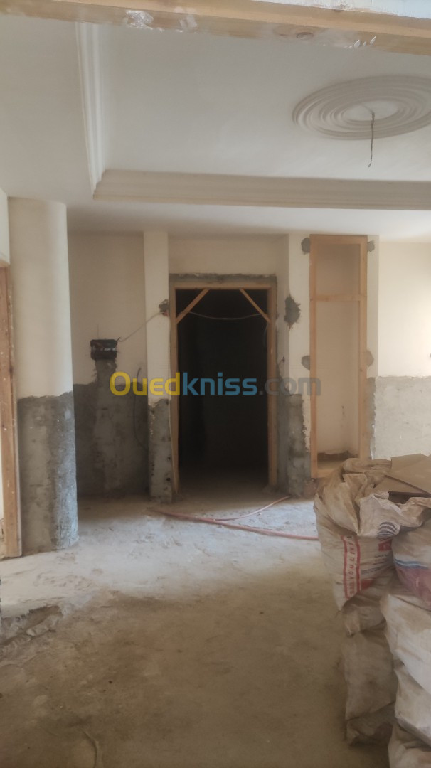 Vente Niveau De Villa F3 Alger Saoula