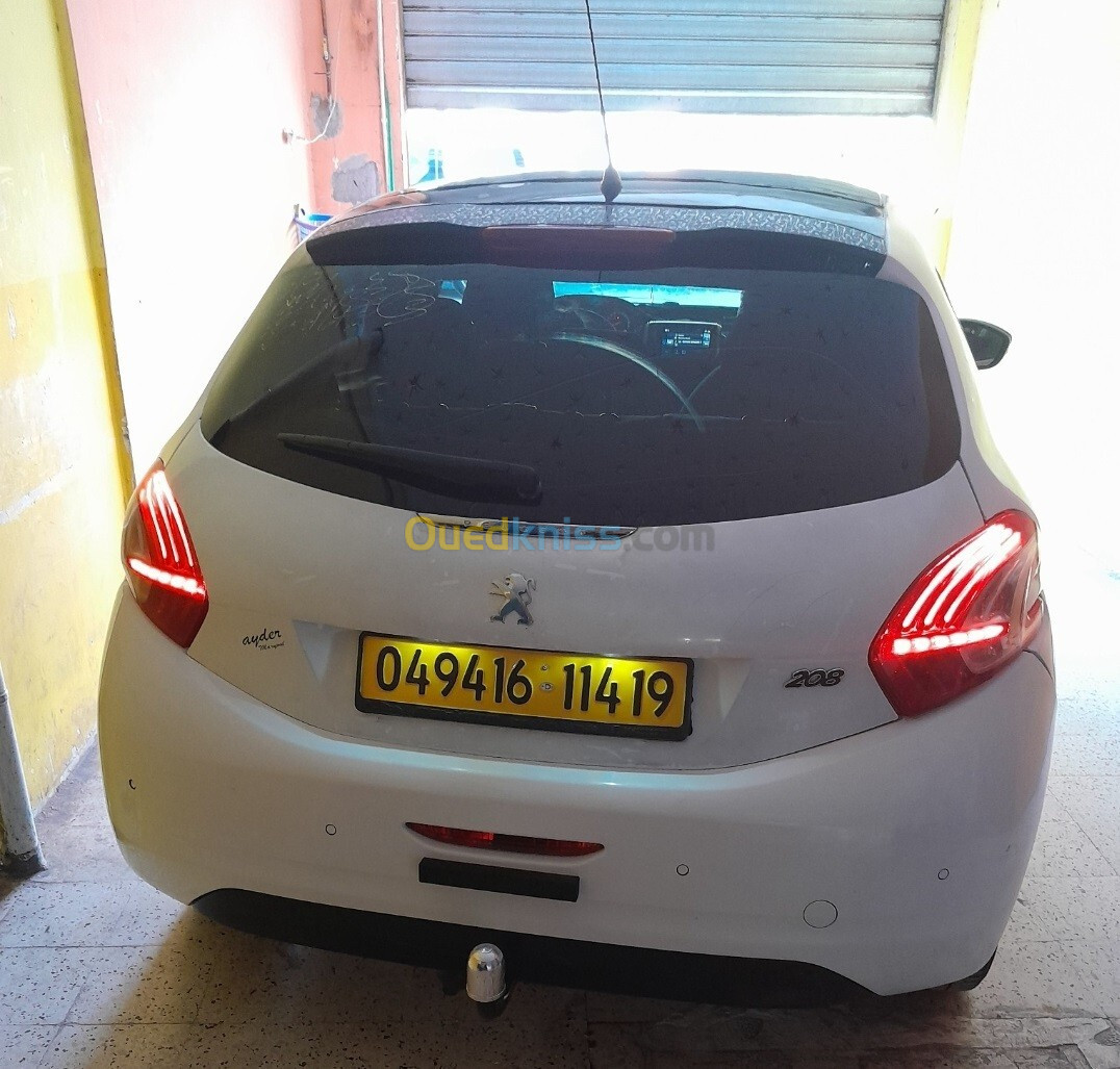 Peugeot 208 2014 Allure