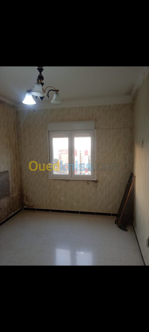 Location Appartement F4 Alger Zeralda