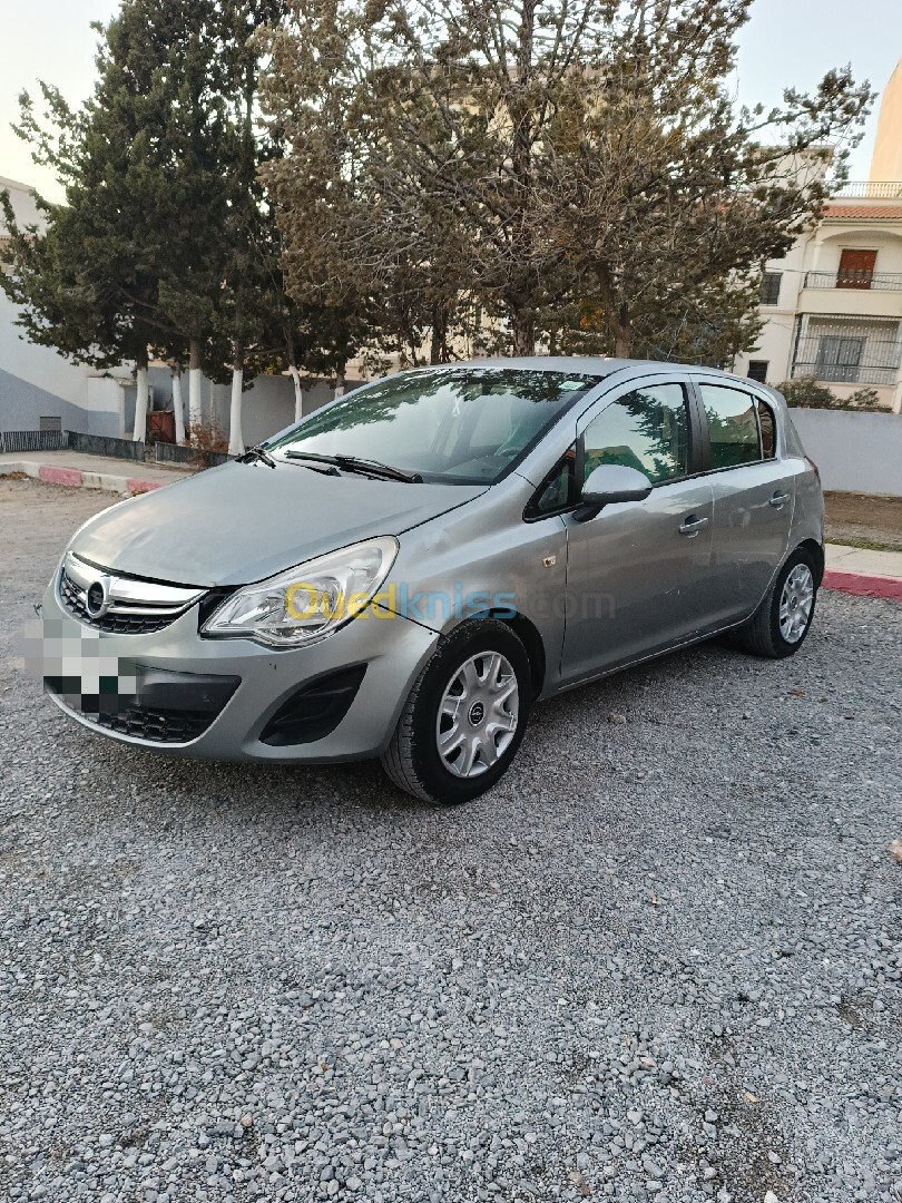 Opel Corsa 2012 