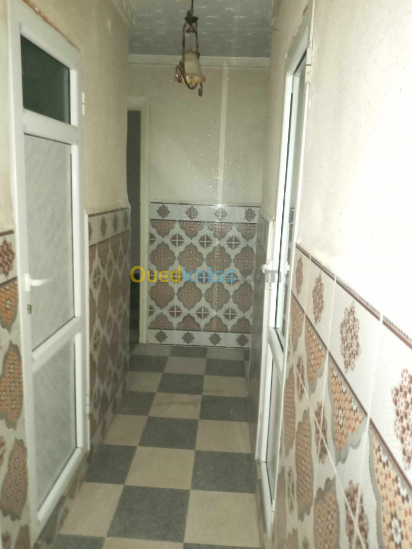 Vente Appartement F03 Annaba Annaba