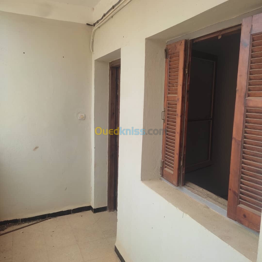 Vente Appartement F4 Chlef El marsa