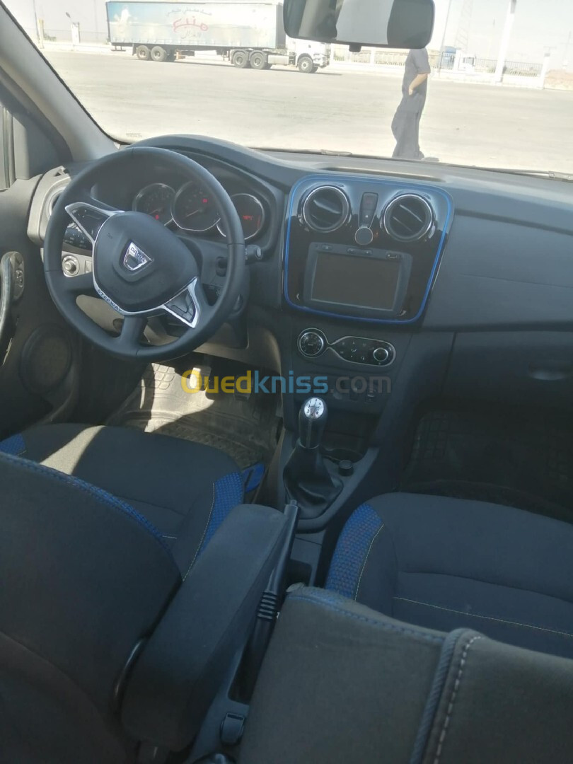 Dacia Stepway 2023 Sandiro