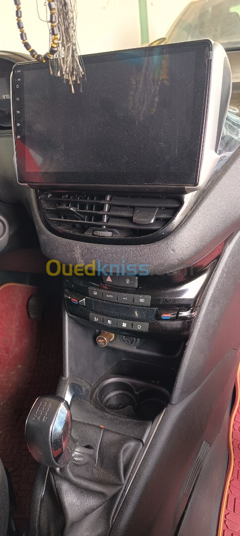 Peugeot 208 2013 208