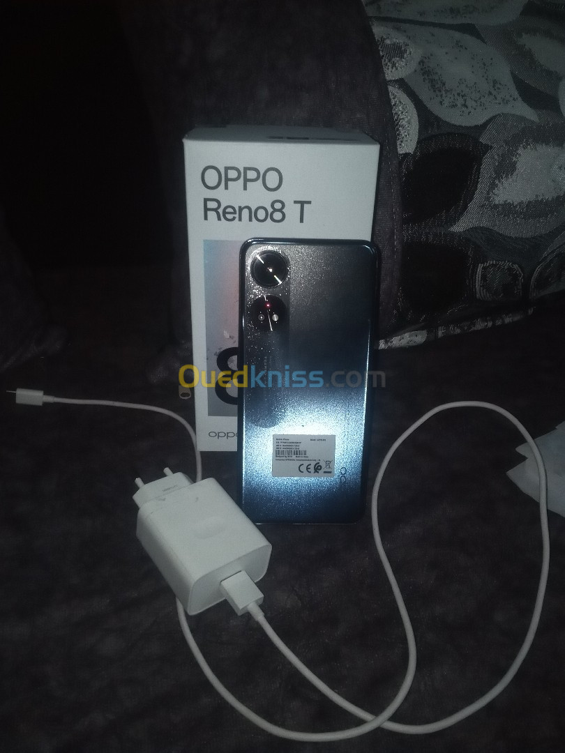 Opop Reno 8 T