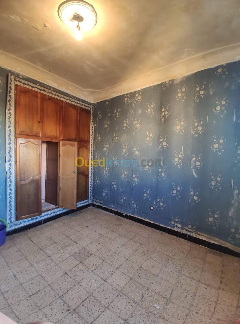 Vente Appartement F5 Mostaganem Khadra