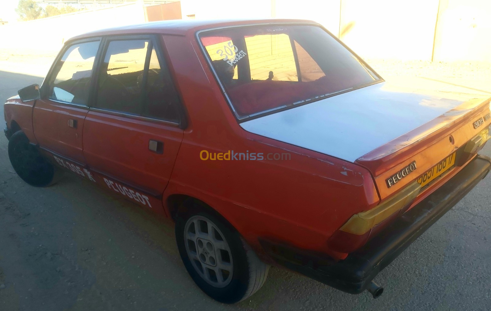 Peugeot 305 1988 305