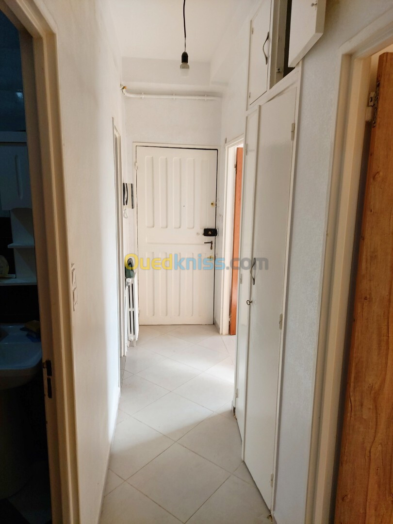 Location Appartement F3 Alger Hydra