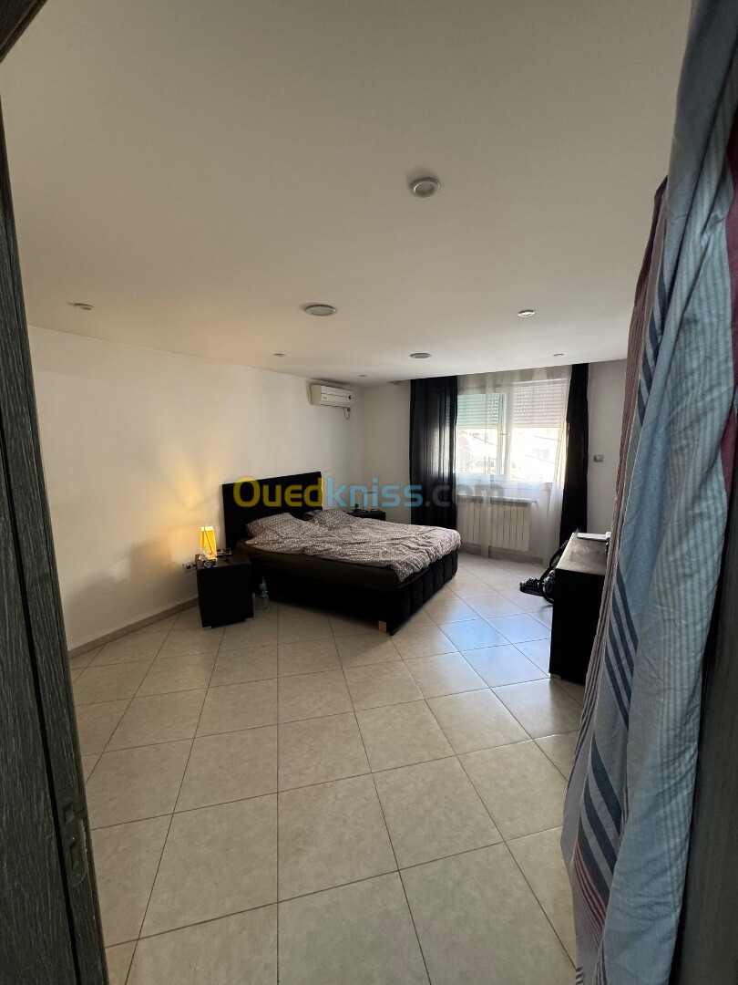 Location Appartement F3 Alger Hydra