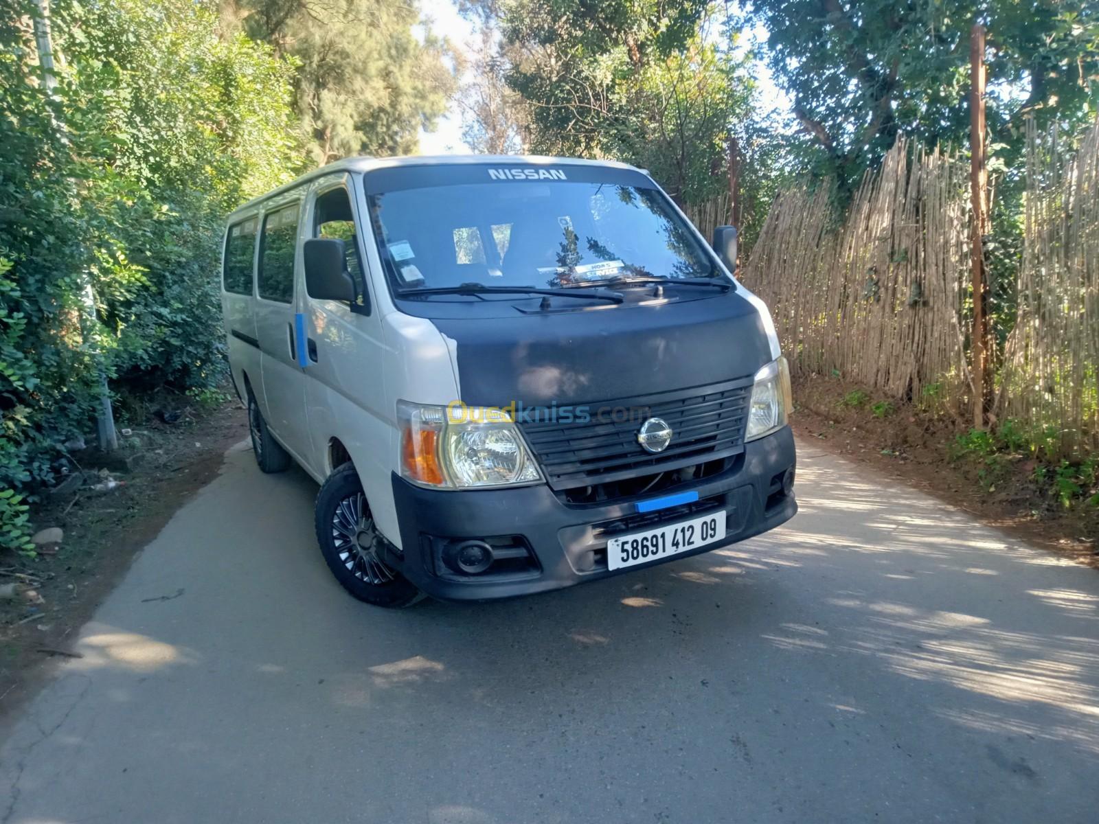 Nissan Urvan 2012 Microbus 15P