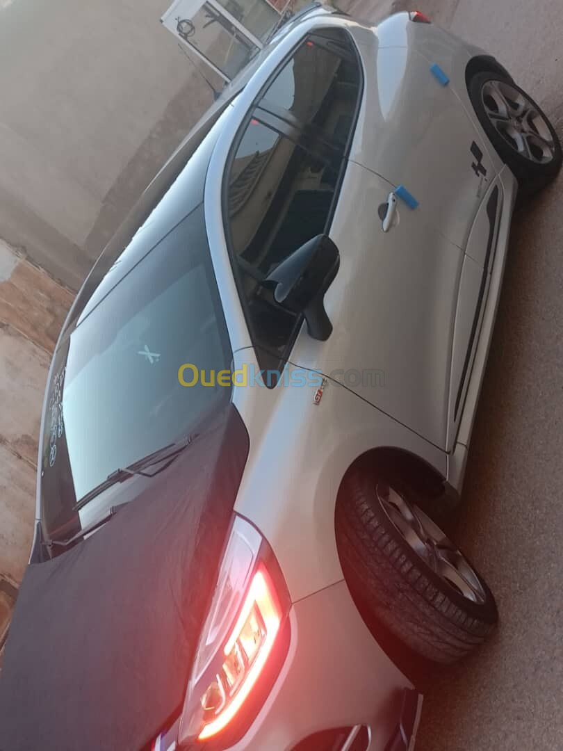 Renault Clio 4 2019 GT Line +