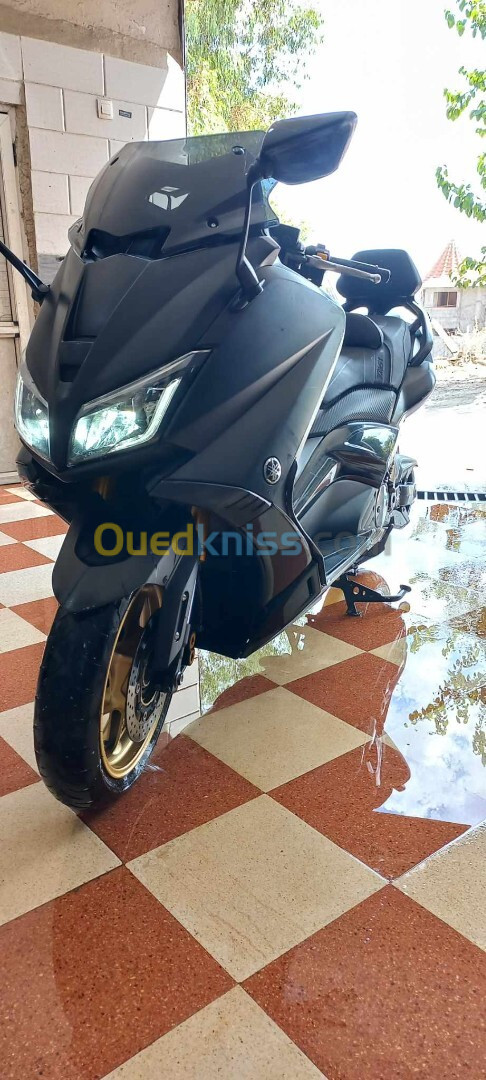 Tmax Yamaha 2015