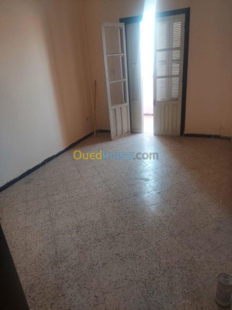 Vente Appartement F5 Tizi Ouzou Draa ben khedda