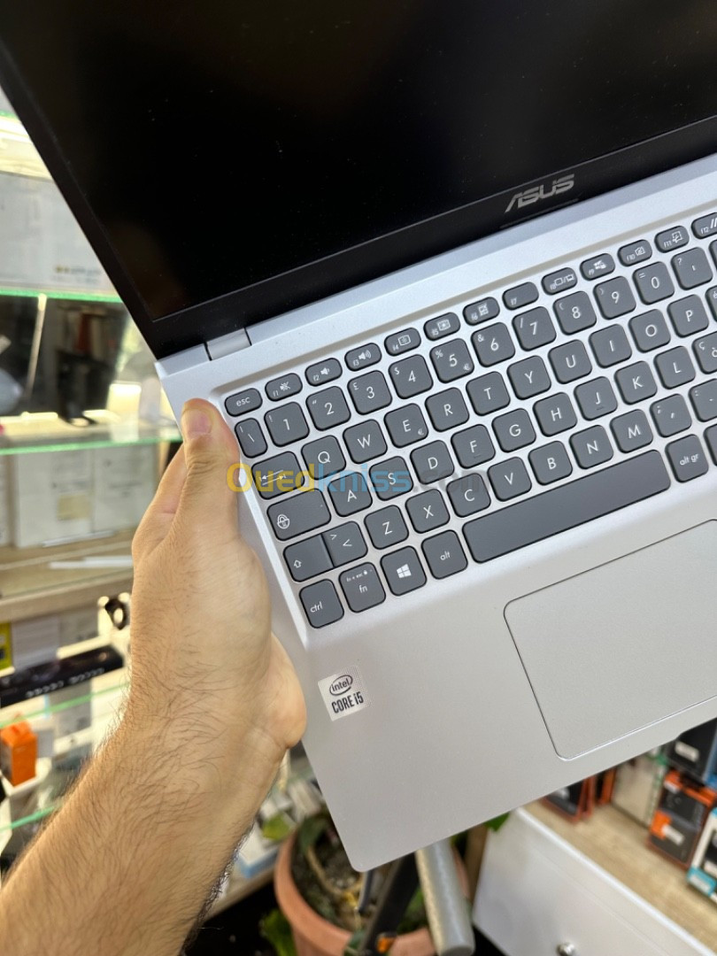 Asus Notebook i5 10th