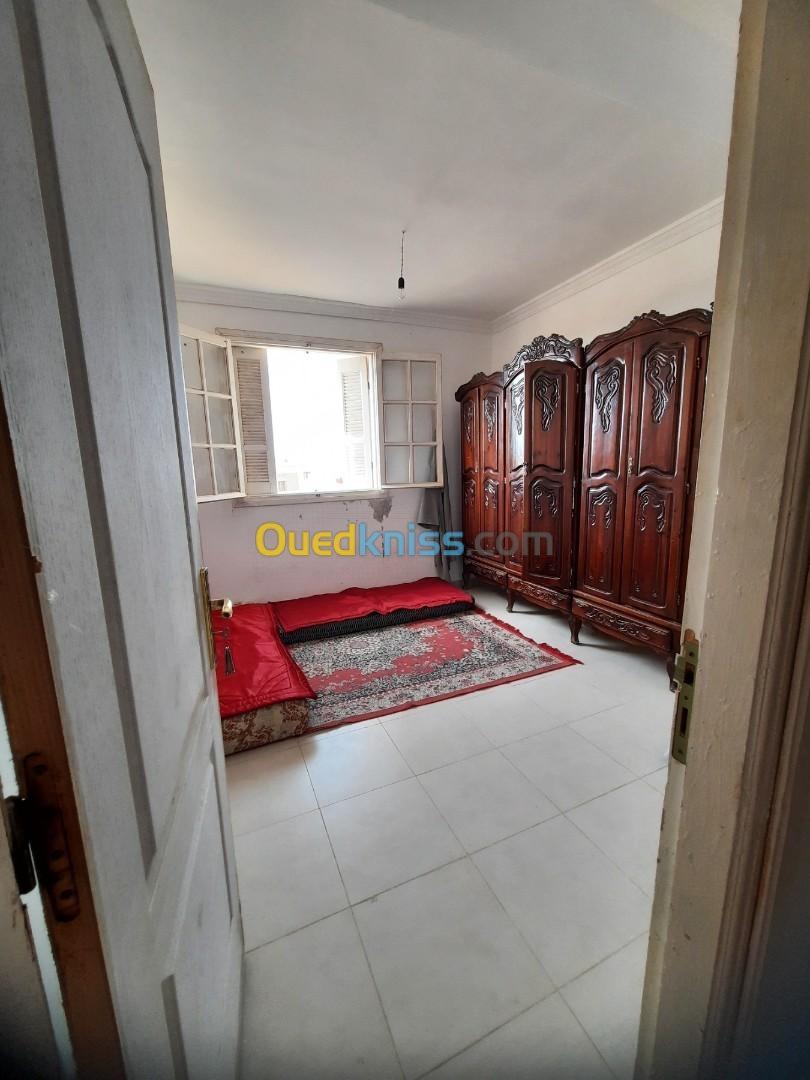 Location Appartement F4 Oran Ain el turck