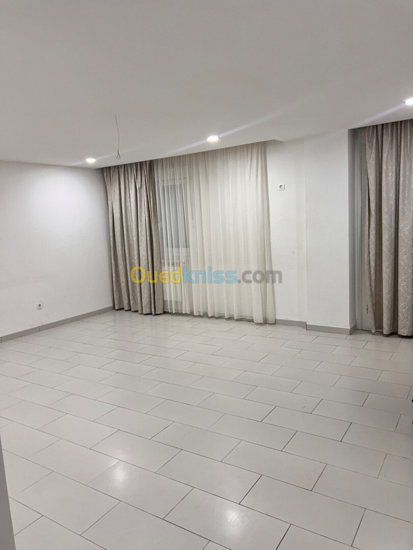 Vente Appartement F4 Alger Dely brahim