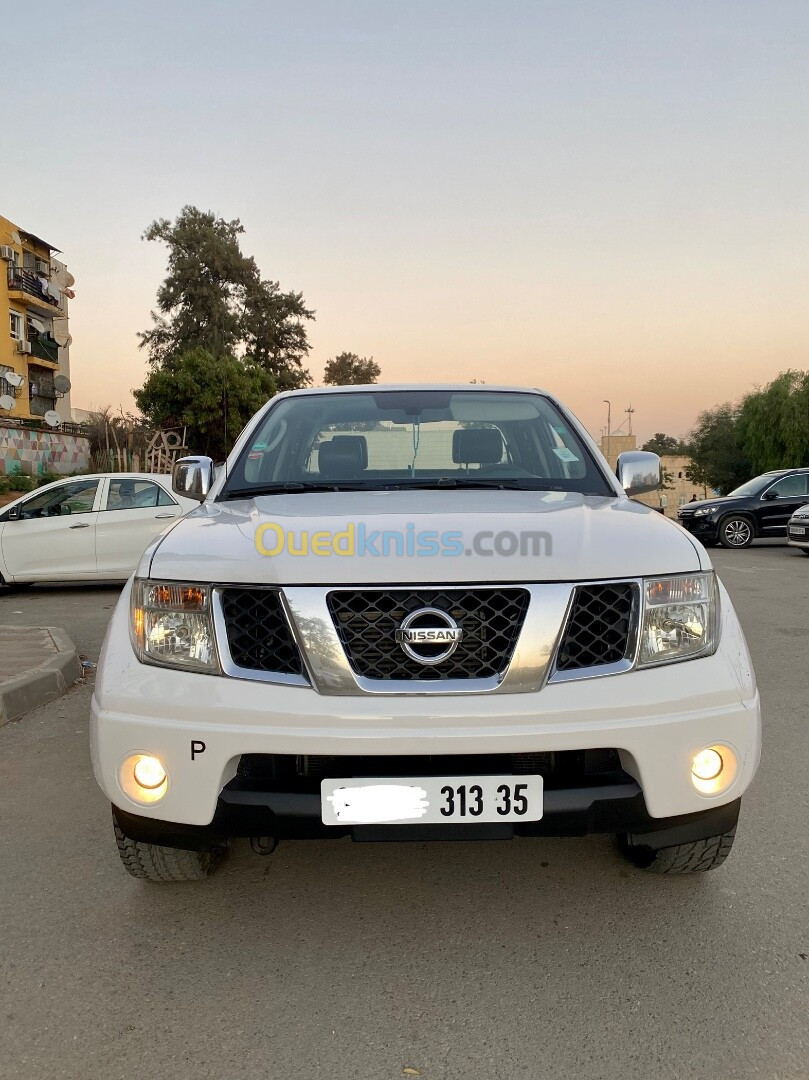 Nissan Navara 2013 Elegance 4x4