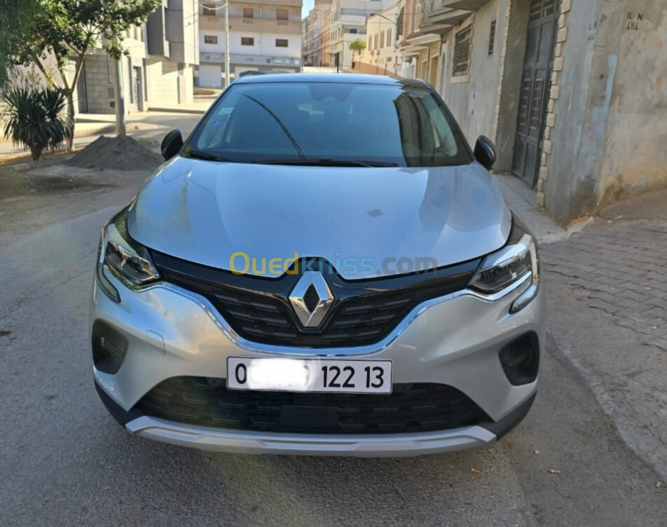 Renault Captur 2022 Business +