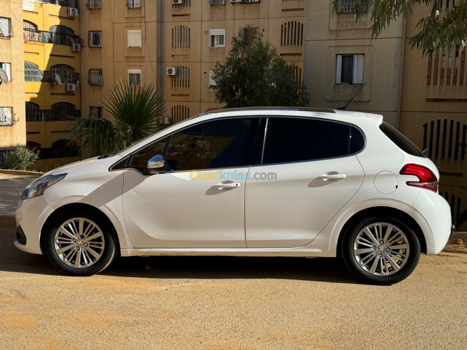 Peugeot 208 2020 Allure Facelift